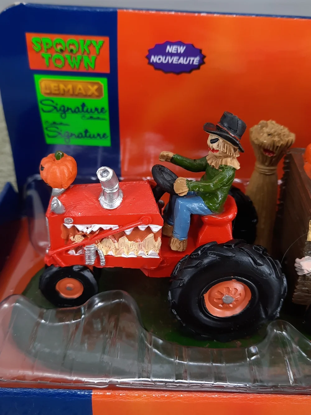 Lemax display driver pumpkin